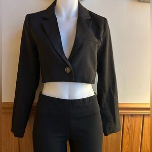 Black Cropped Blazer Jacket, NWT, Nordstrom Know-One-Cares Sz S, sexy, chic
